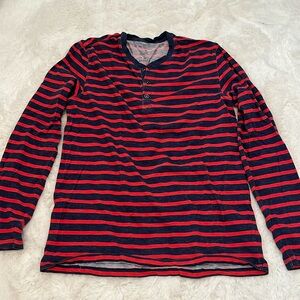 Gap men’s long sleeve sweatshirt. Size M